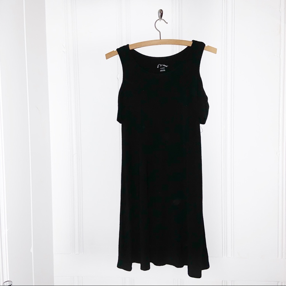 Black Cold Shoulder T-Shirt Dress